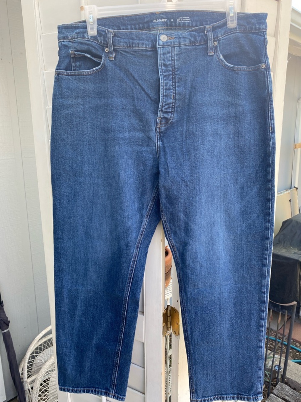 Old Navy Women’s Blue Extra High Rise Sky High Straight Jeans